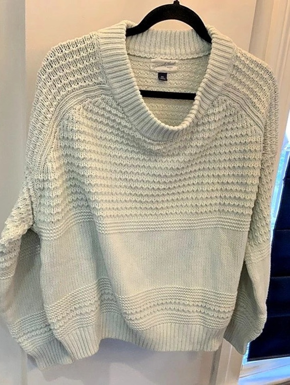 Universal Thread Chunky Knit Sweater in White Size XXL Like New sku 3403